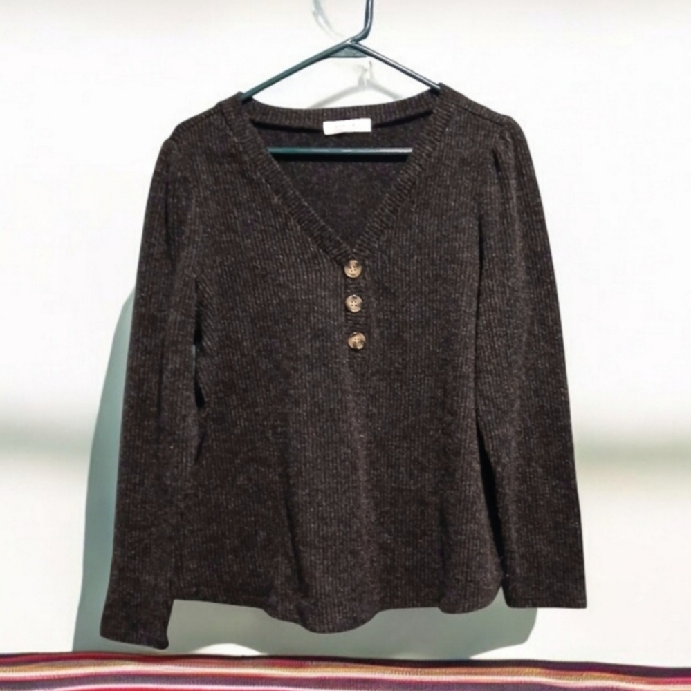 Retrelogy Black Heather Henley Womans Vneck Shirt size Large Long Sleeve Thermal
